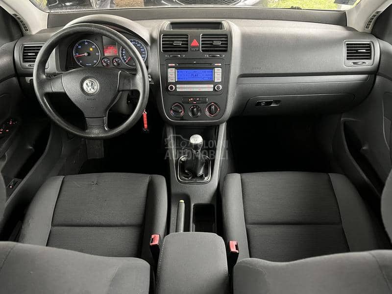 Volkswagen Golf 5 1.9 tdi