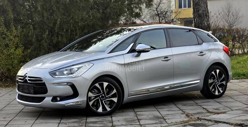 Citroen DS5 2.0hdi/EXCLUSIVE/CH