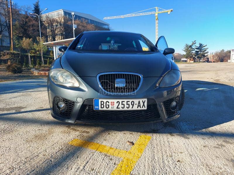 Seat Leon Seat Leon, FR branik