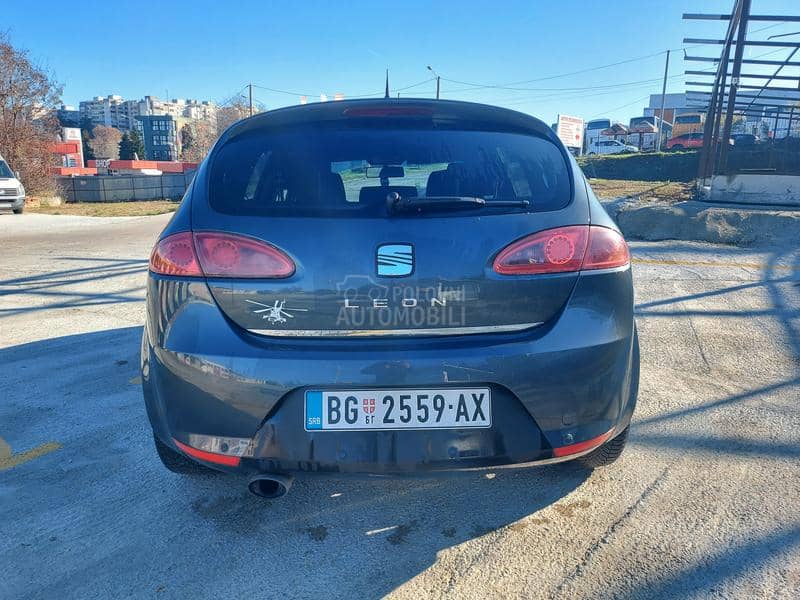 Seat Leon Seat Leon, FR branik