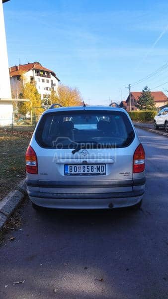 Opel Zafira 1.6 16v