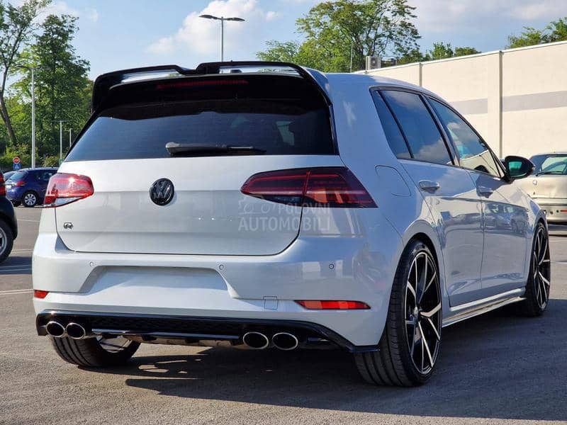 Volkswagen Golf 7 R