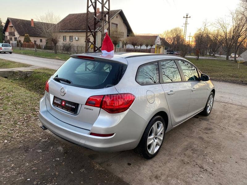 Opel Astra J 1,4-CH.STANJE