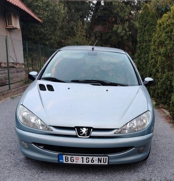 Peugeot 206 