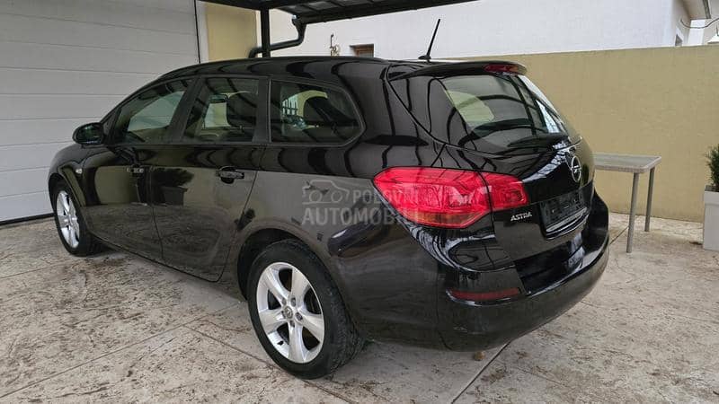 Opel Astra J 1.7 cdti