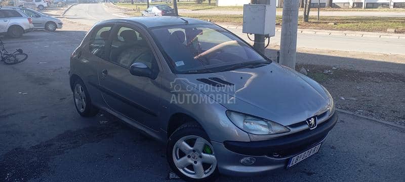 Peugeot 206 