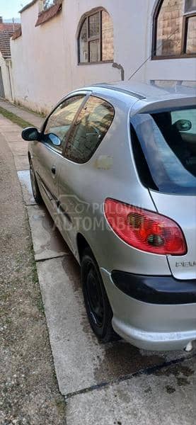 Peugeot 206 