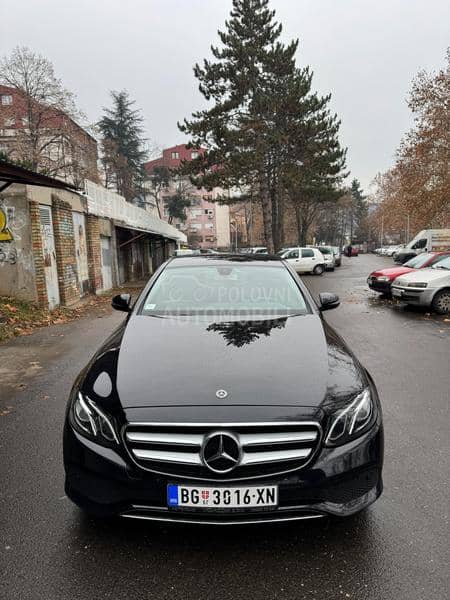 Mercedes Benz E 200 