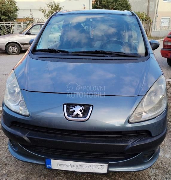 Peugeot 1007 1.4 hdi