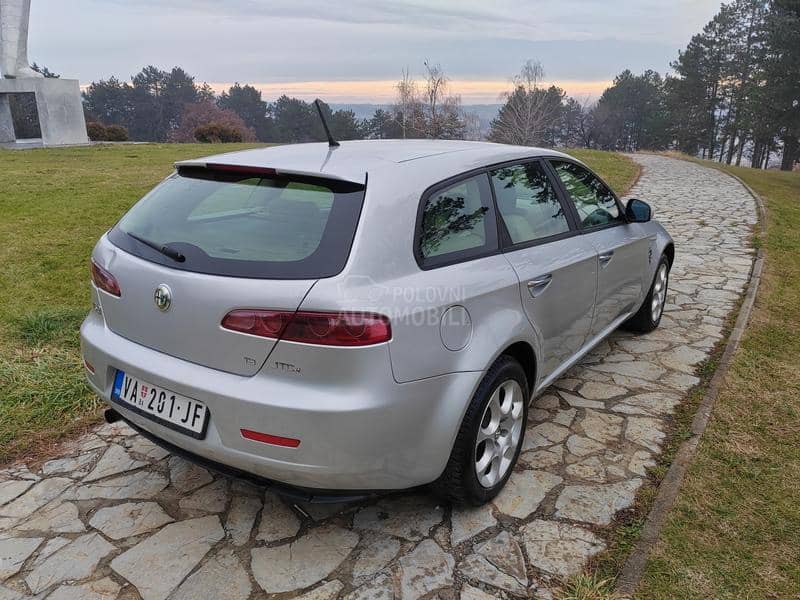 Alfa Romeo 159 