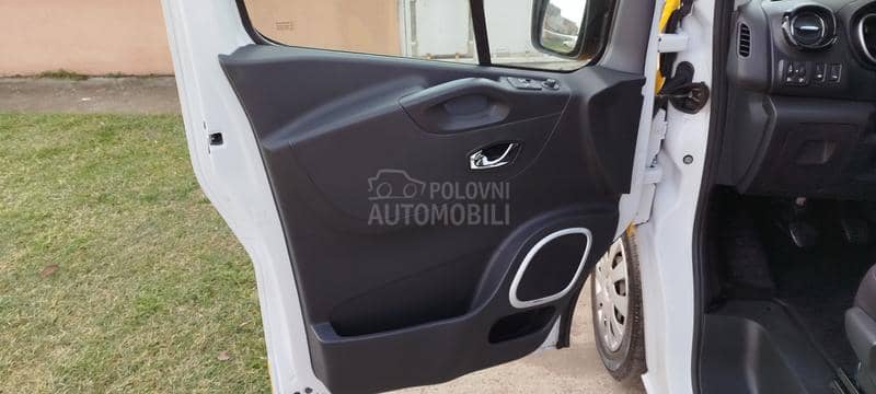 Opel Vivaro HLADNJAČA PRODUŽENA