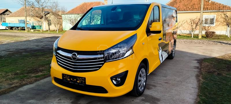 Opel Vivaro HLADNJAČA PRODUŽENA