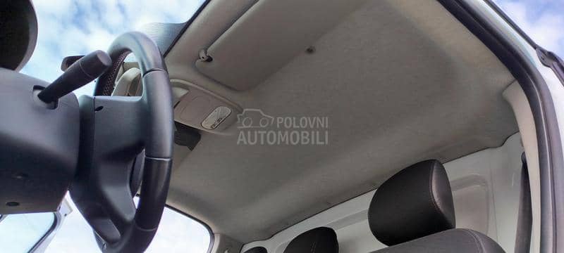 Opel Vivaro HLADNJAČA PRODUŽENA