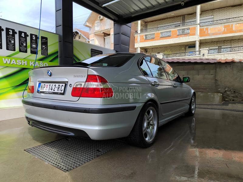 BMW 325 i