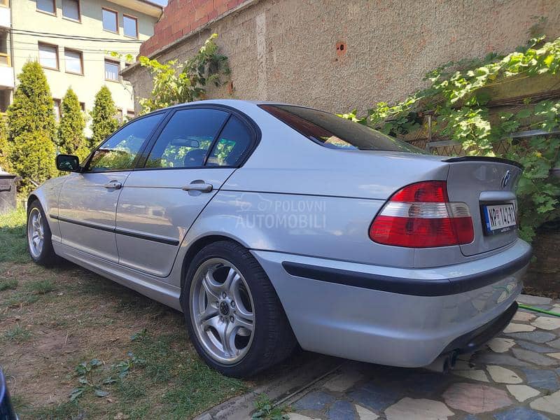 BMW 325 i