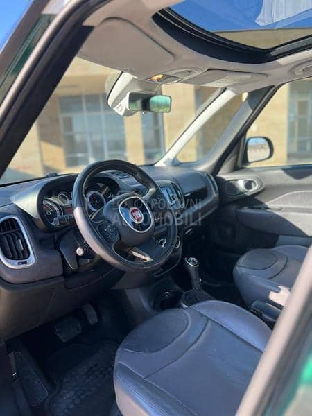 Fiat 500L Living AT