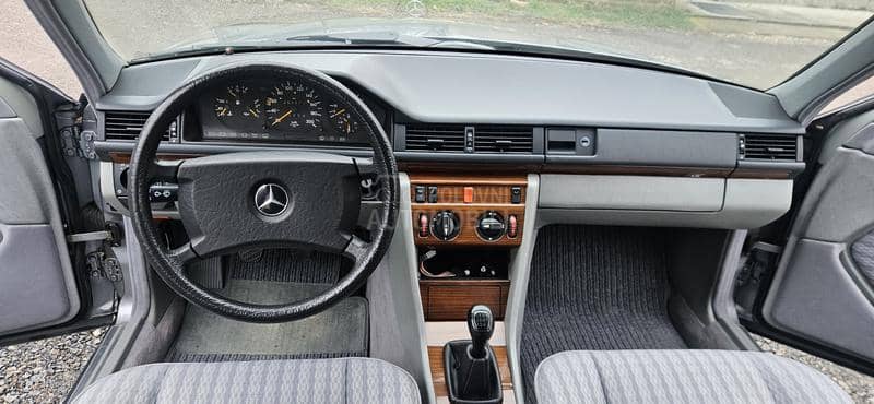 Mercedes Benz E 250 