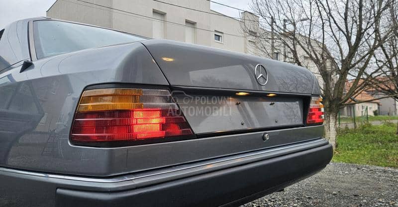 Mercedes Benz E 250 