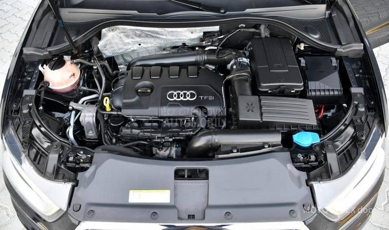 Audi Q3 2.0TFSI/4X4/SLINE/CH