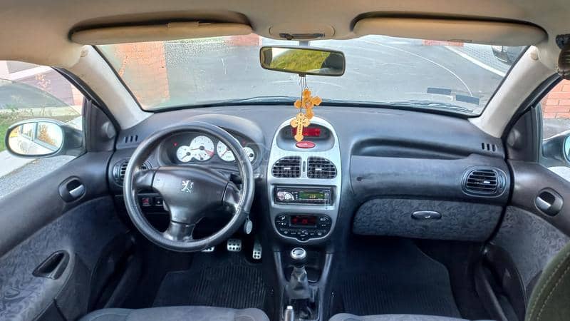 Peugeot 206 2.0 HDI T O P