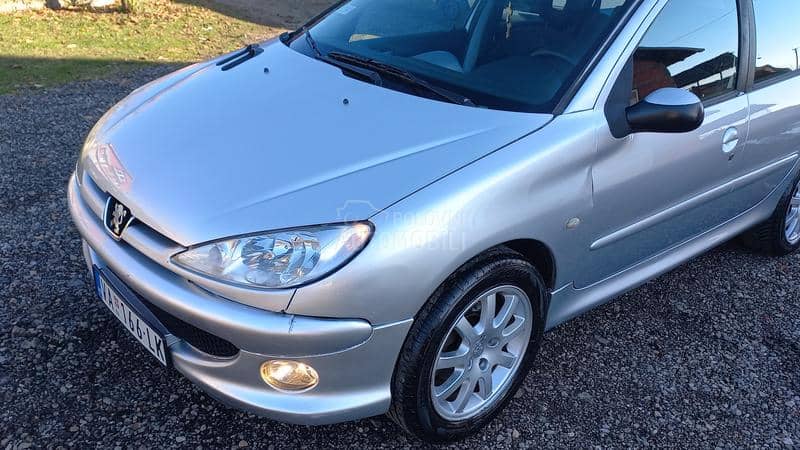 Peugeot 206 2.0 HDI T O P