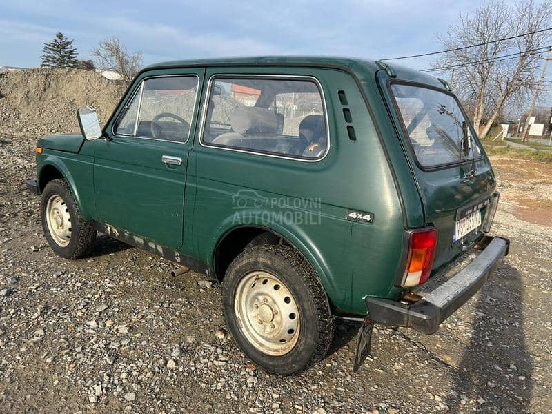 Lada Niva 