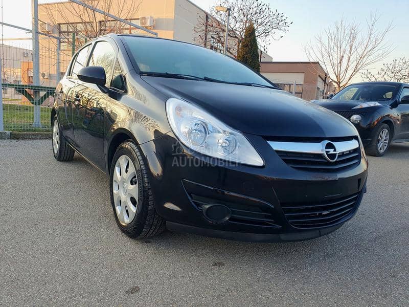 Opel Corsa D 1.2 O.d.l.i.č.n.a