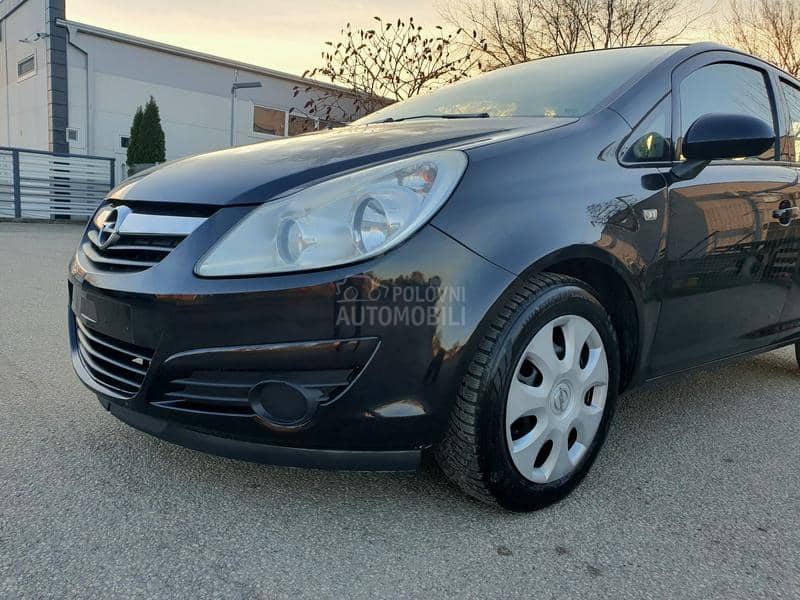 Opel Corsa D 1.2 O.d.l.i.č.n.a