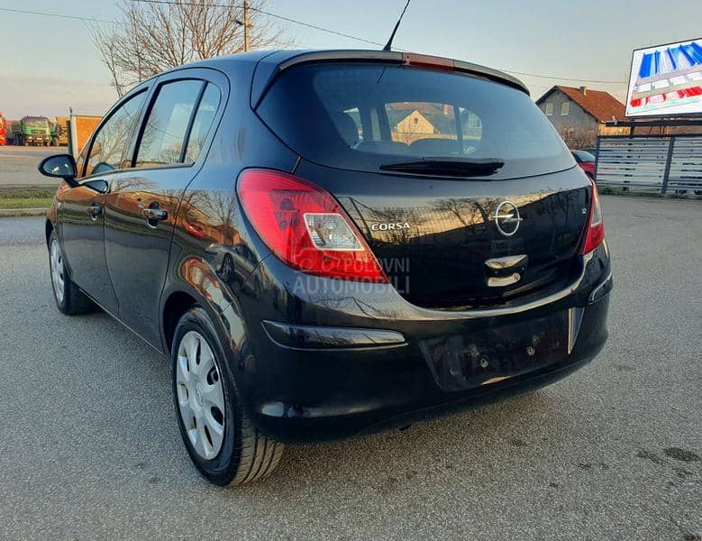 Opel Corsa D 1.2 O.d.l.i.č.n.a