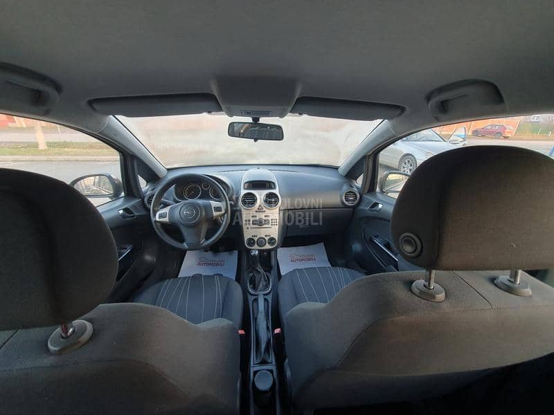 Opel Corsa D 1.2 O.d.l.i.č.n.a