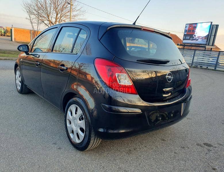 Opel Corsa D 1.2 O.d.l.i.č.n.a