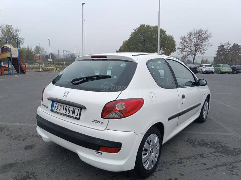 Peugeot 206 plus 