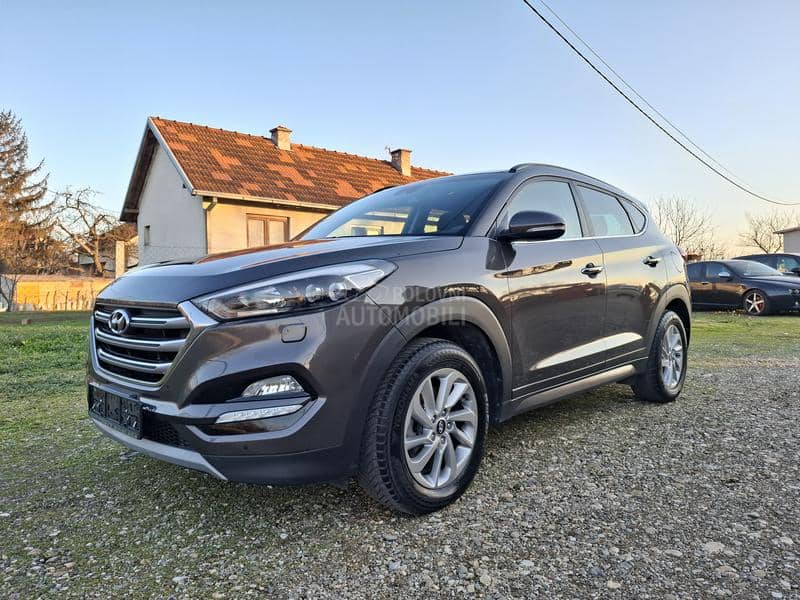 Hyundai Tucson 1.7 CRDi, Hrom, Nav