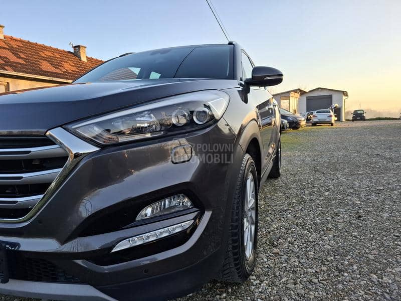 Hyundai Tucson 1.7 CRDi, Hrom, Nav