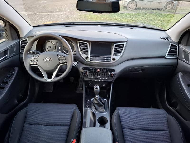 Hyundai Tucson 1.7 CRDi, Hrom, Nav