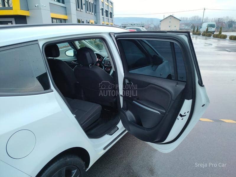 Opel Zafira 2.0 CDTI 7 SED T0P