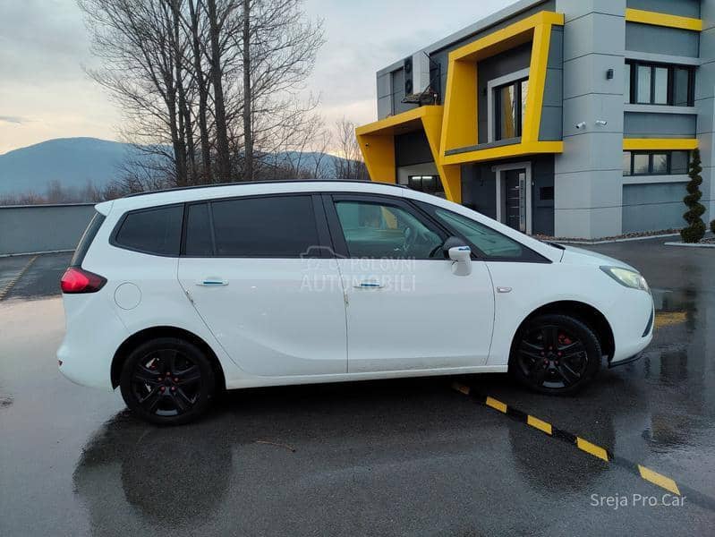 Opel Zafira 2.0 CDTI 7 SED T0P