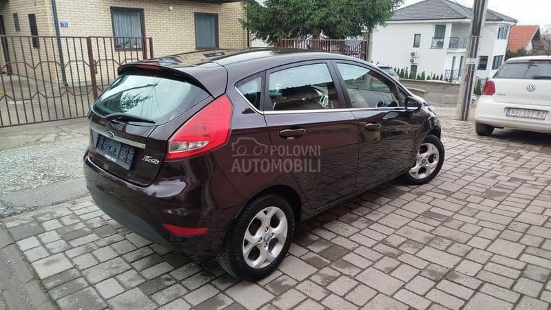 Ford Fiesta 1.4 TITANIUM