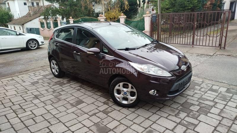 Ford Fiesta 1.4 TITANIUM