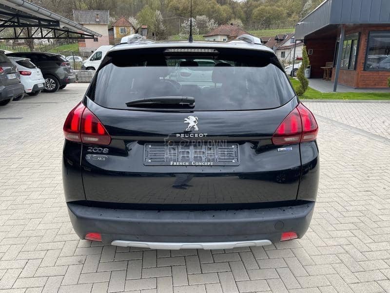 Peugeot 2008 ALLURE 1.6 HDi 120