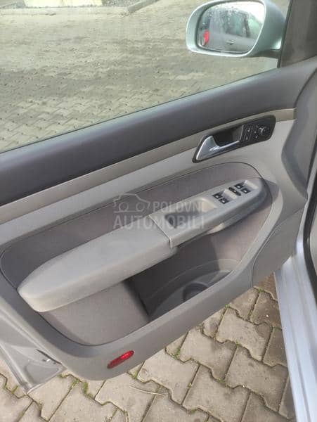 Volkswagen Touran 1.4 TSI