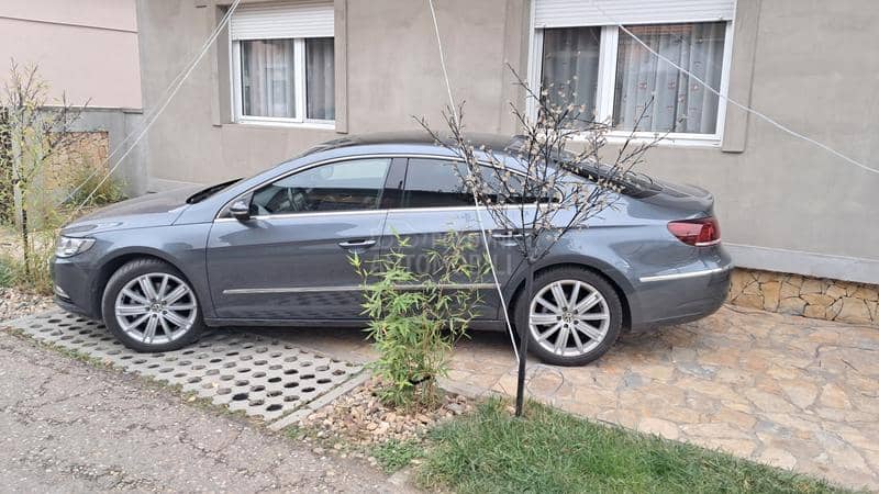 Volkswagen Passat CC 2.0 tdi