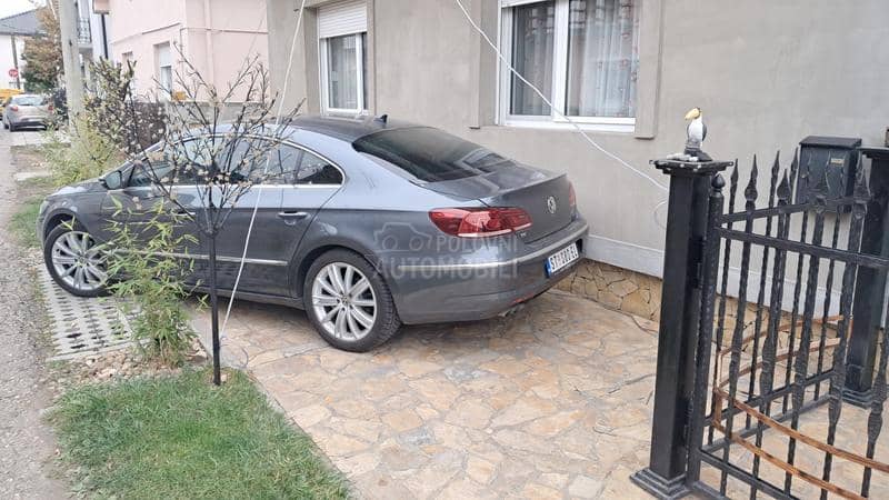 Volkswagen Passat CC 2.0 tdi