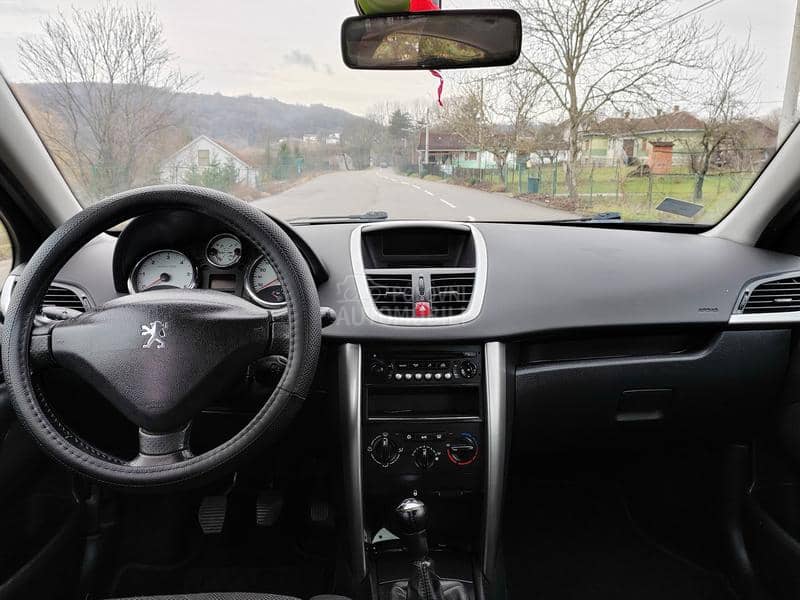 Peugeot 207 1.6 HDI