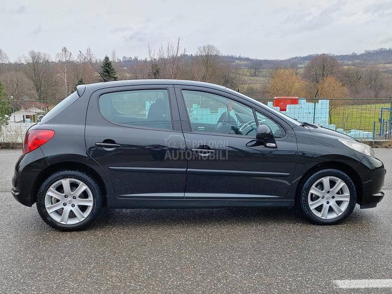 Peugeot 207 1.6 HDI