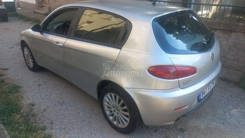 Alfa Romeo 147 1.9 JTD