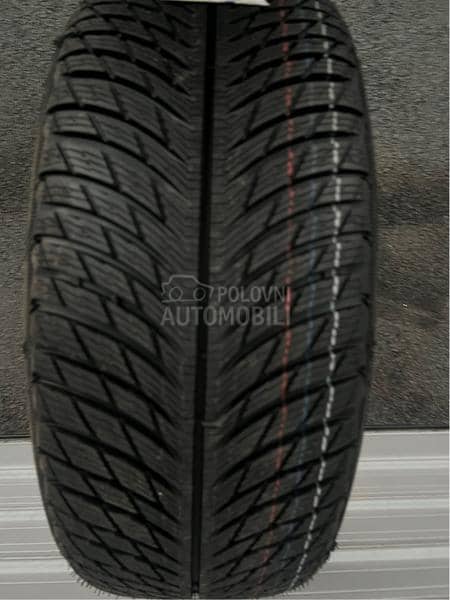 Michelin 235/55 R17 Zimska