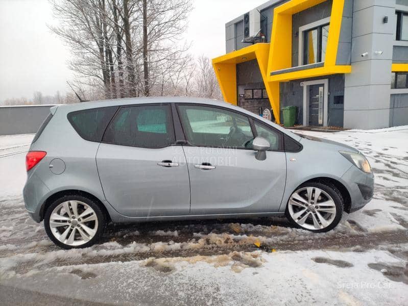 Opel Meriva 1.7 CDTI COSMO