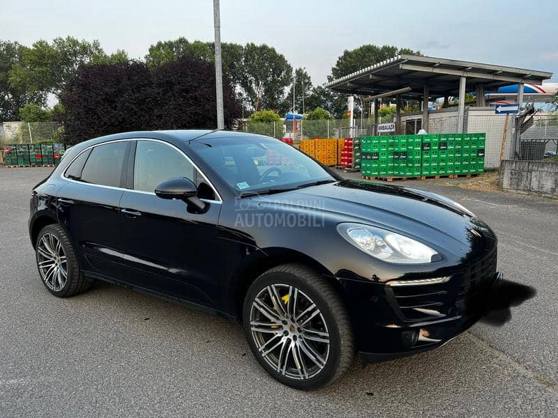 Porsche Macan S