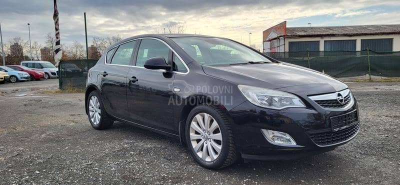 Opel Astra J 1.4 COSMO NA VI FU L